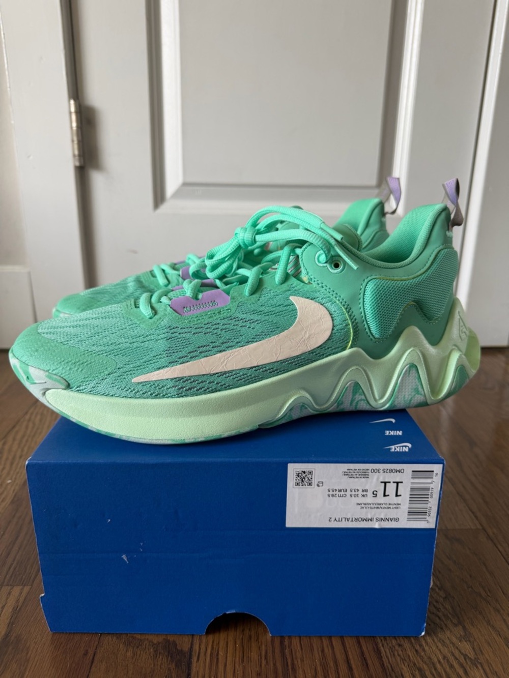 Nike Men’s Giannis Immortality 2 Light Menta/White Lilac Size 11.5